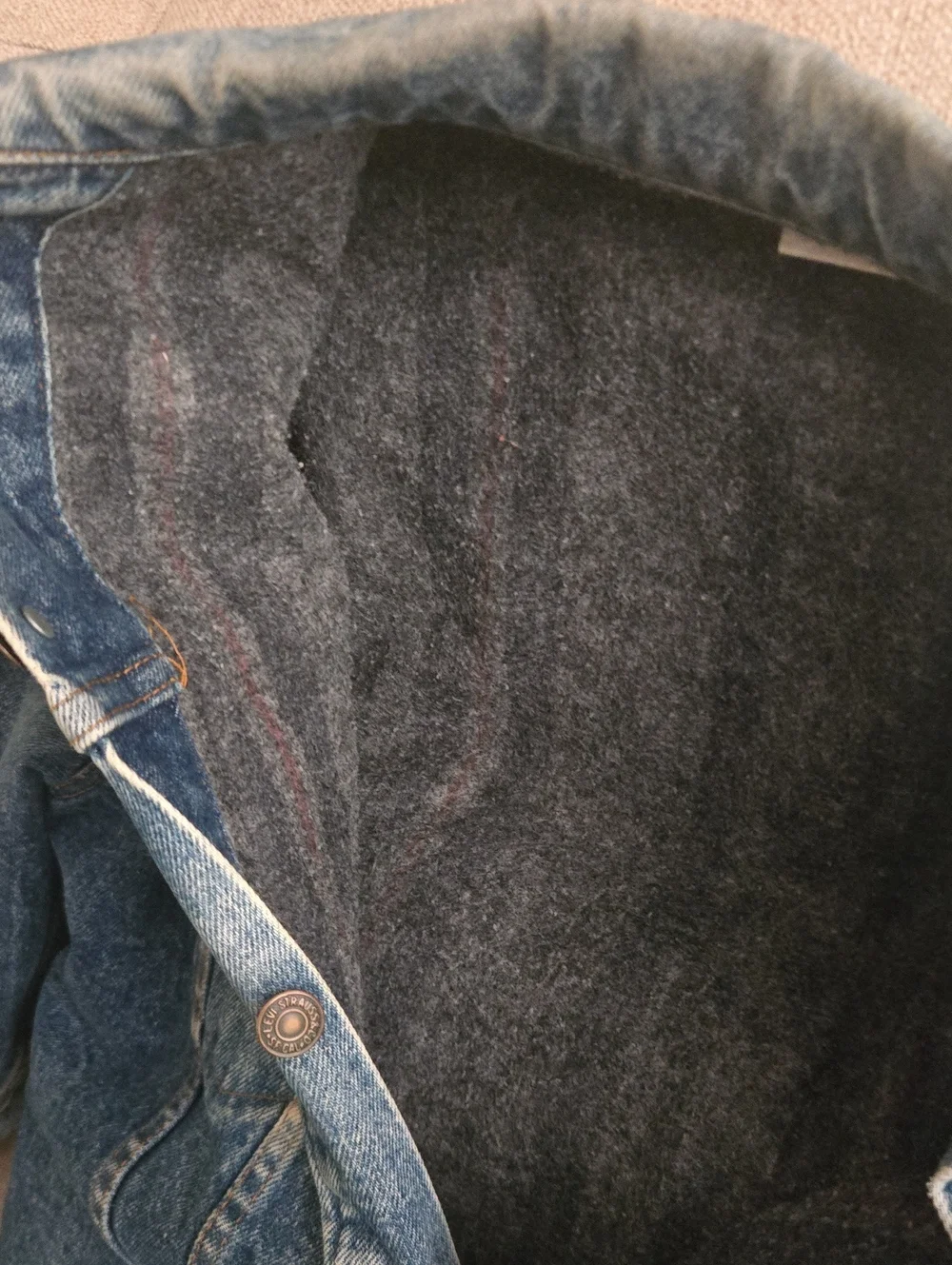 Size 40 Large Vintage Levi's Trucker Jacket